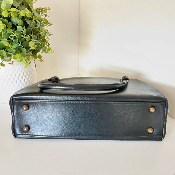 Vintage 60s black leather hand band with gold-tone hardware by National - Picture 7 of 8